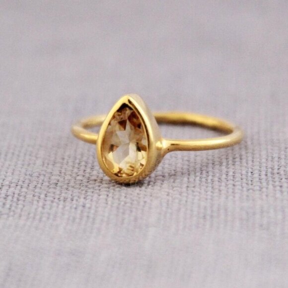 Pear Cut Citrine Ring: Sterling Silver Handmade Statement Ring - Picture 1 of 4